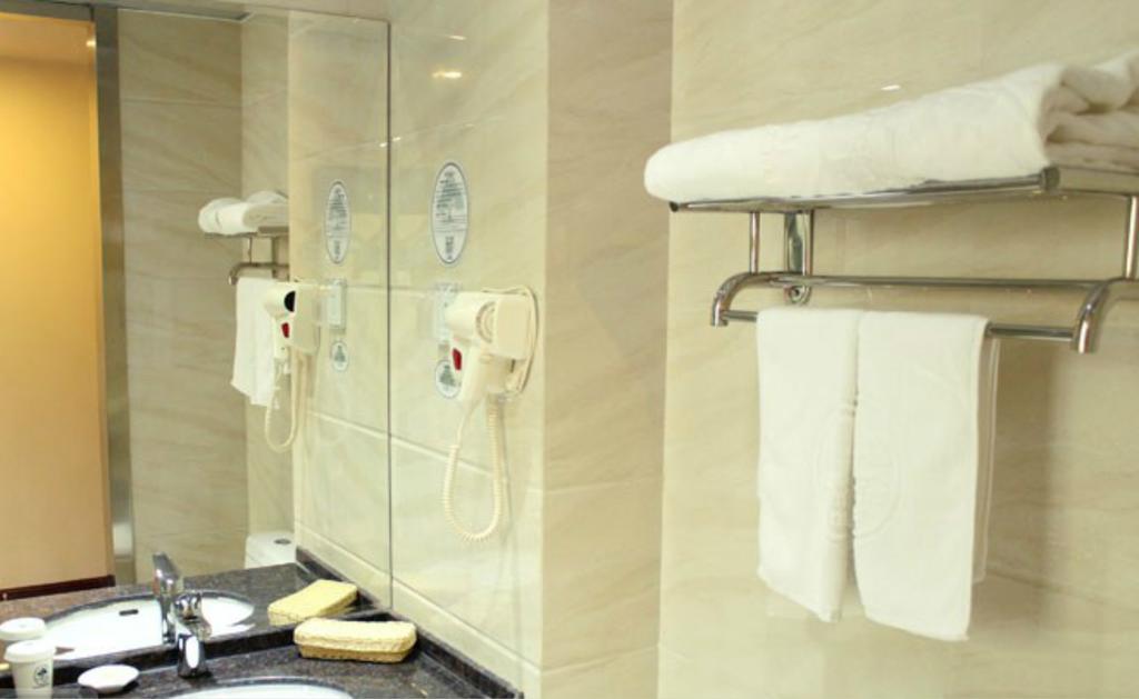 Greentree Inn Shanghai Zhongshan Hutai Hotel Esterno foto